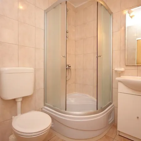 Apartman Vis 8531f Vis